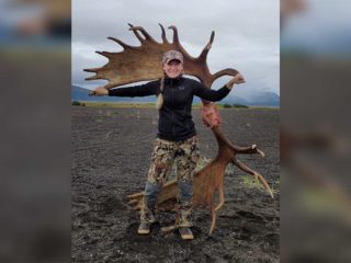 Moose-Hunt-on-the-Alaska-Peninsula-4